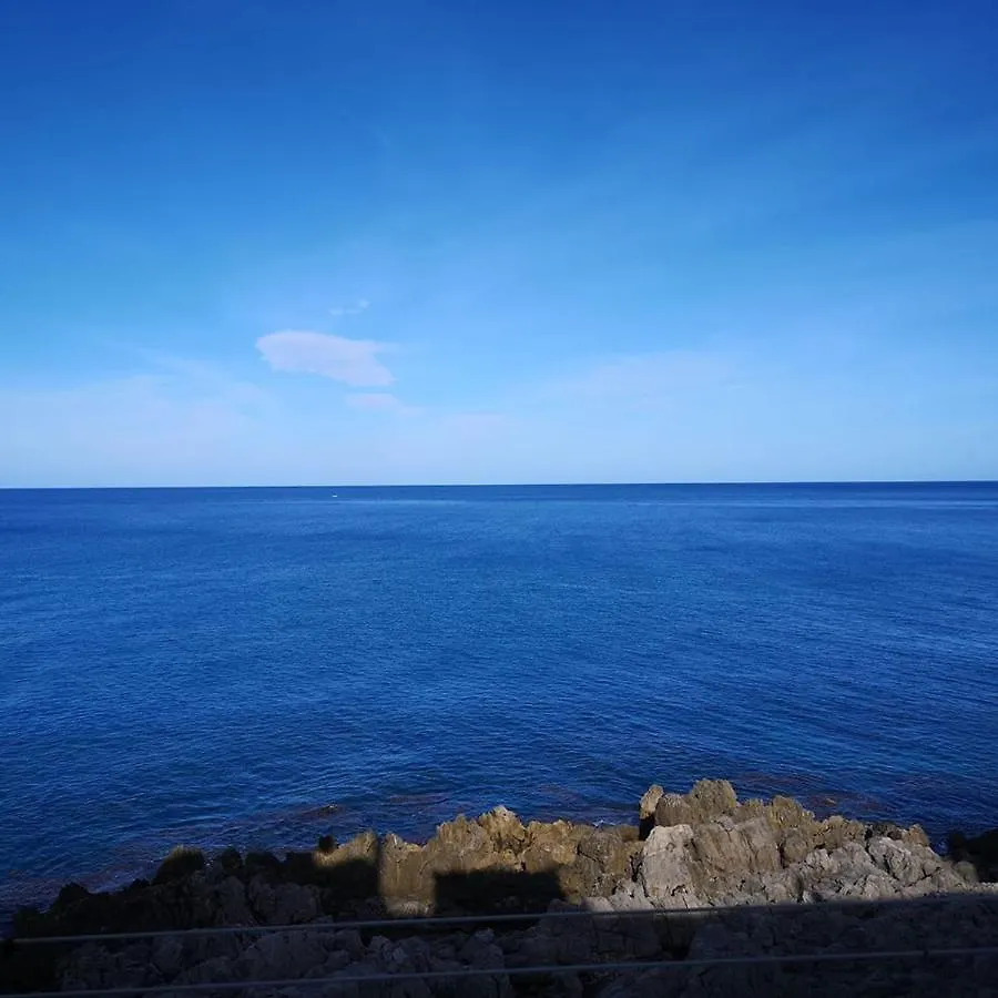 Coastal Seaview Suite & Central Balcony Street View Studio Cefalu